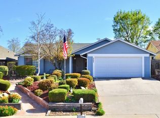 364 Crazy Horse Dr, Paso Robles, CA 93446