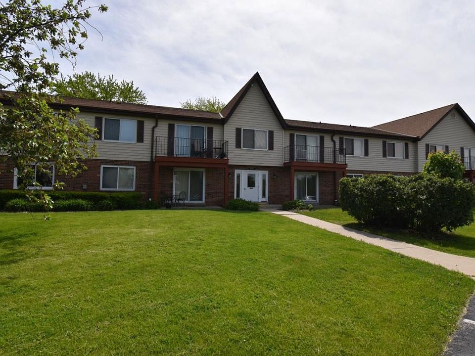 1st image of 10620 N Ivy Ct Unit 28