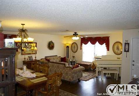 5th image of 13411 Rowe Dr