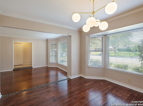 4th image of 3303 Colony Dr