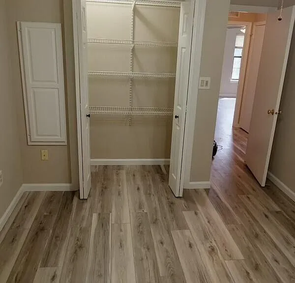 5 Claridge Ct #1 — Photo 7