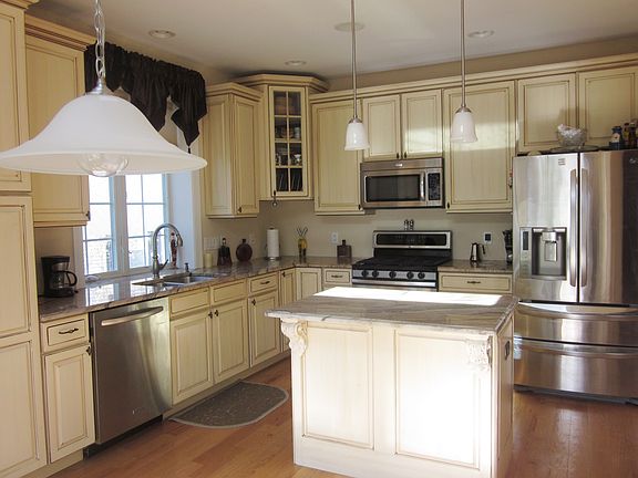 38 Beacon Hill Terrace, #38