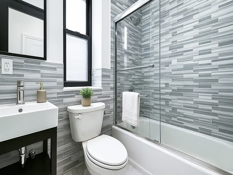 249 W 109th St #3E — Photo 4