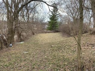 566 Mount Vernon Ave, Springfield, OH 45503