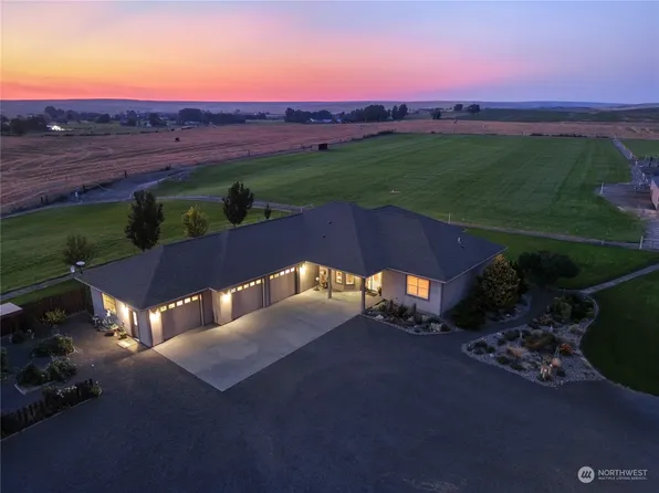 168 Cutterbee Place, Touchet, WA 99360