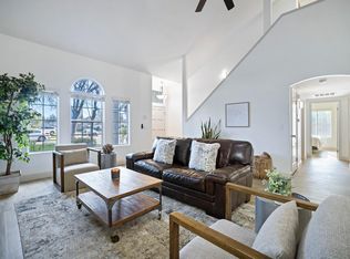 8413 N 10th St, Fresno, CA