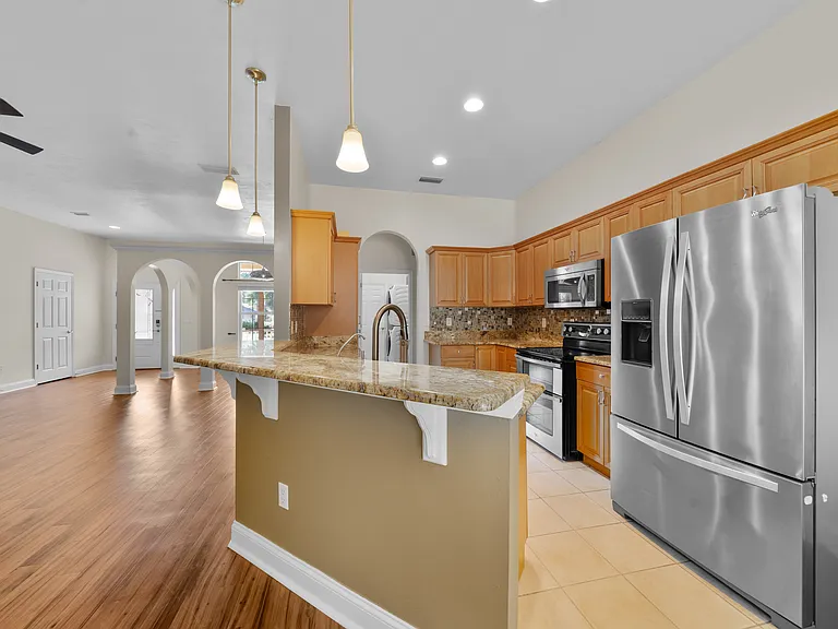 10538 Palmetto Blvd — Photo 8