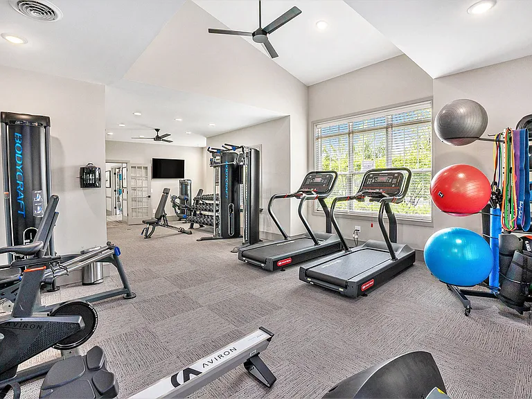 Encore Townhomes — Photo 6