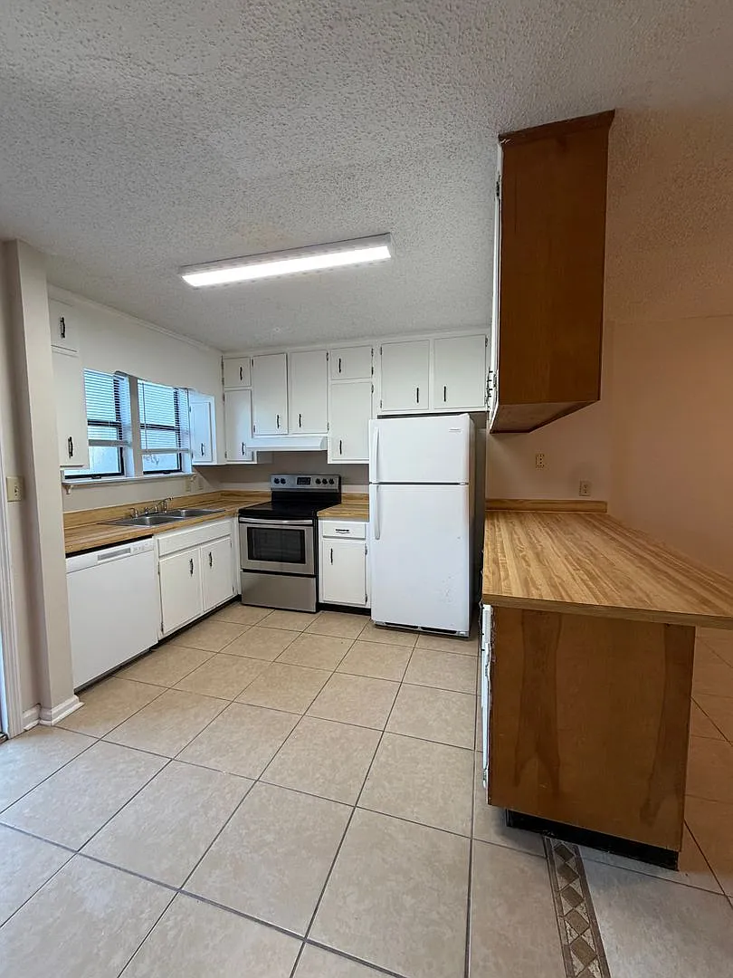 102 Inlet Reach — Photo 3