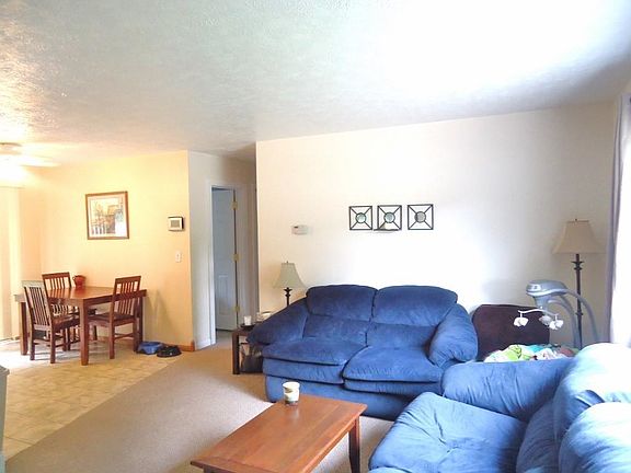 2nd image of 1545 W Conde St