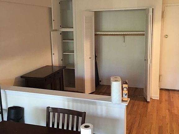 3rd image of 465 E 7th St APT 4A