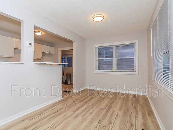 5th image of 6645 Newbridge Dr