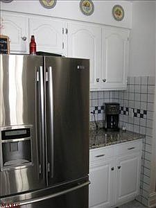 3rd image of 411 W Essex Ave