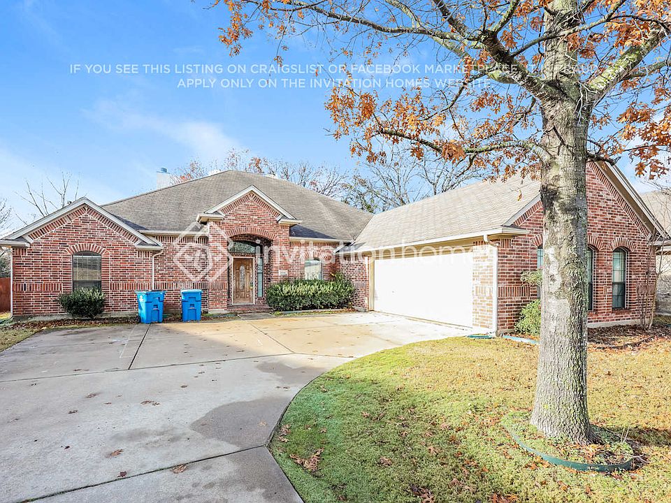 1st image of 1116 Lakeside Dr