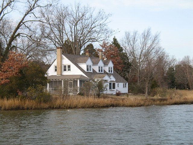 1st image of 8840 Waverley Ln