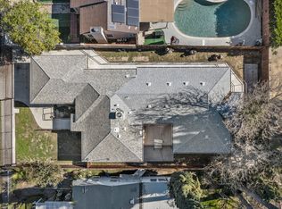 18314 Saticoy St, Reseda, CA 91335