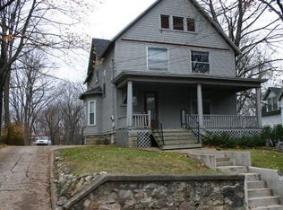 958 Grant St, Kalamazoo, MI