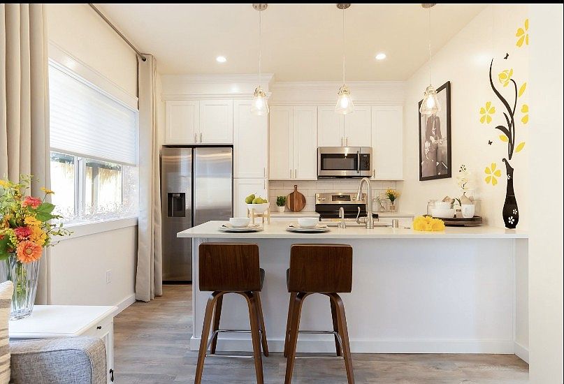 1st image of 12512 2nd Ave NE #12514