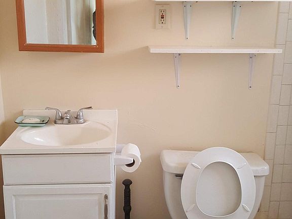 3rd image of 1308 N Florence St #1-2