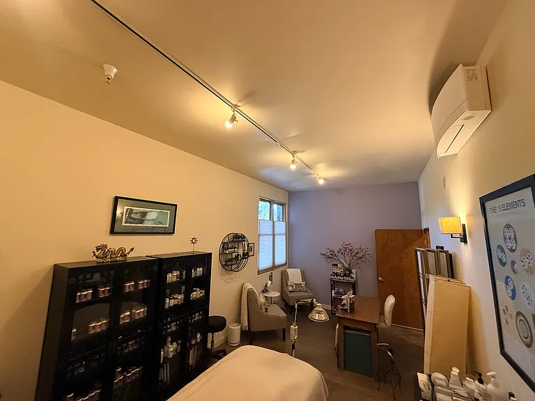 1012 Marquez Pl #303A — Photo 7