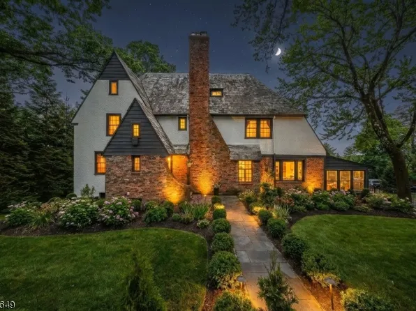 11 Undercliff Road, Montclair Twp., NJ 07042
