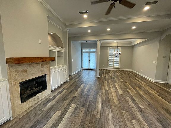 4th image of 408 Woodlands Cir