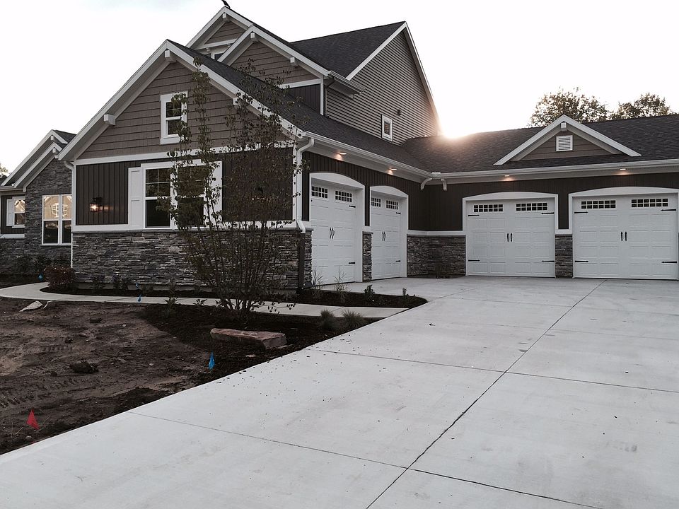 1st image of 9069 Hopewell Dr NE