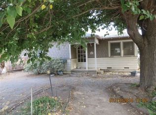 801 E Ivy St, Hanford, CA 93230