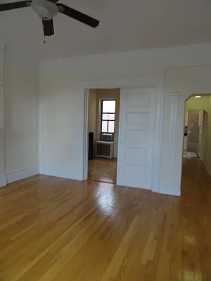 Rented by Manhattan Flats | media 50