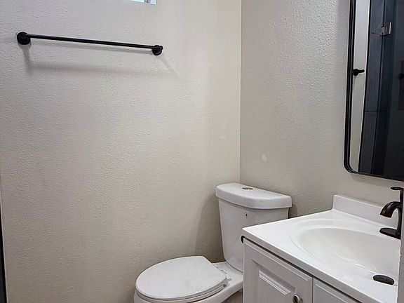 4th image of 516 E Quincy St APT 5