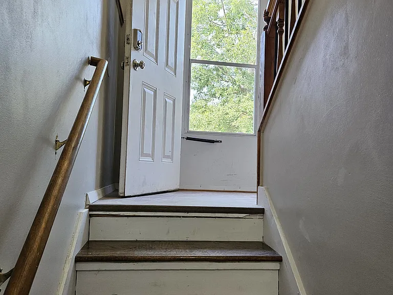 Fernwood Ct — Photo 7