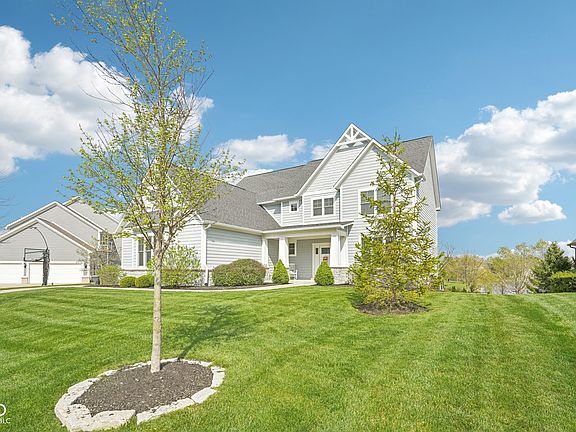 2nd image of 16637 Holly Oak Dr