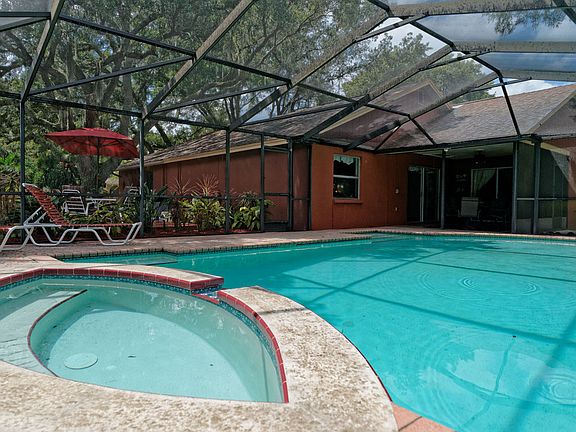 Pool Spa