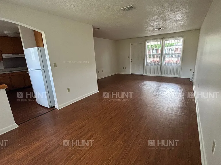 213 Cobia Dr — Photo 5
