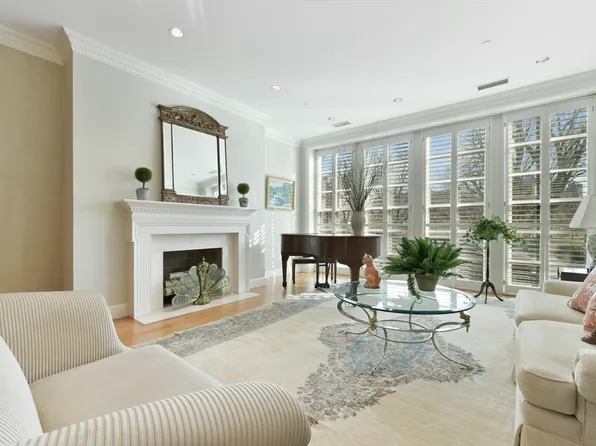 4 Five Arlington St #2, Boston, MA 02116