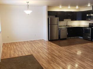 1042 Dennis Rd #4, North Pole, AK 99705