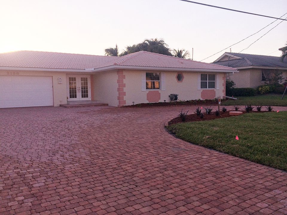 front of home newly landscap