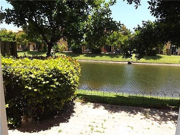 3rd image of 4940 Leeward Ln #3703