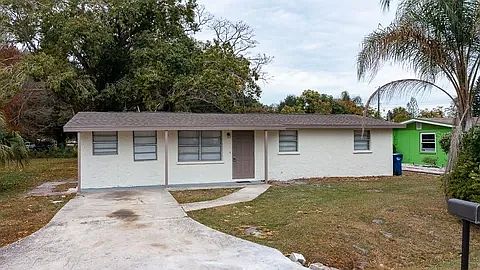 1st image of 3015 9th Avenue Dr E