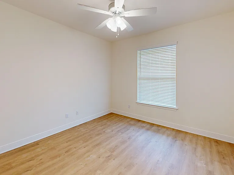 6618 Bendale Dr — Photo 15