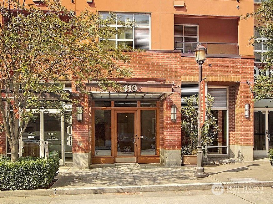 1st image of 410 NE 70th Street #605
