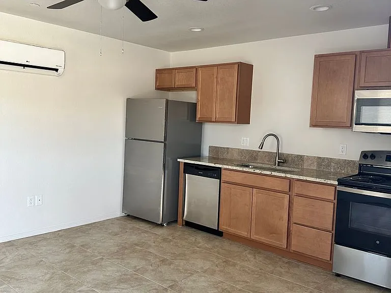 3064 Shoshone Dr #C101 — Photo 7