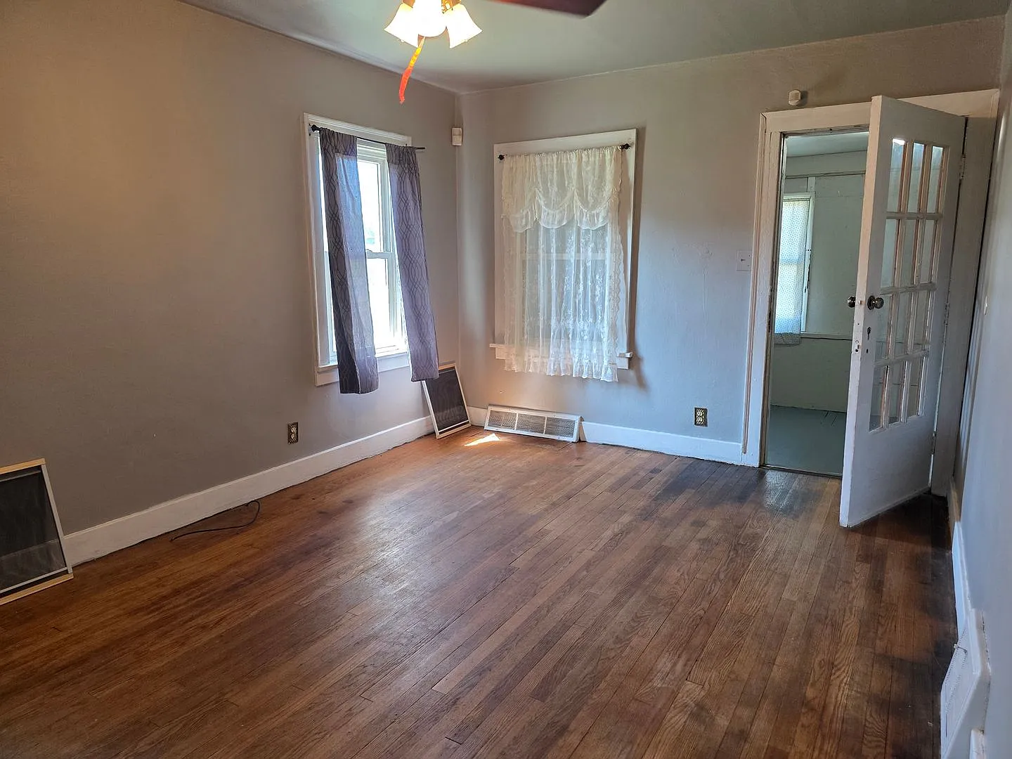 3-Bedroom, 1-Bathroom Home with Basement $1,295/Month | Accepting Section 8 — Photo 3