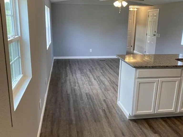 148 Williamson Rd — Photo 8
