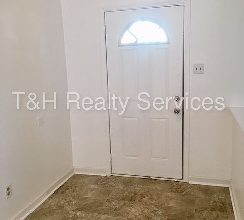 4th image of 3319 Capsella Ln