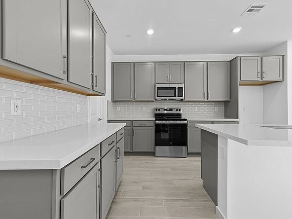 2nd image of 1476 Hopeful Lark Ln