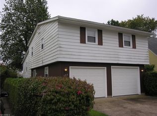 153 Hamilton St, Elyria, OH 44035