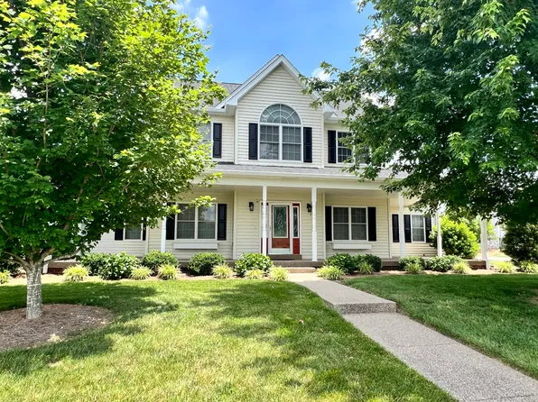 511 Saint Andrews Dr, Vine Grove, KY 40175