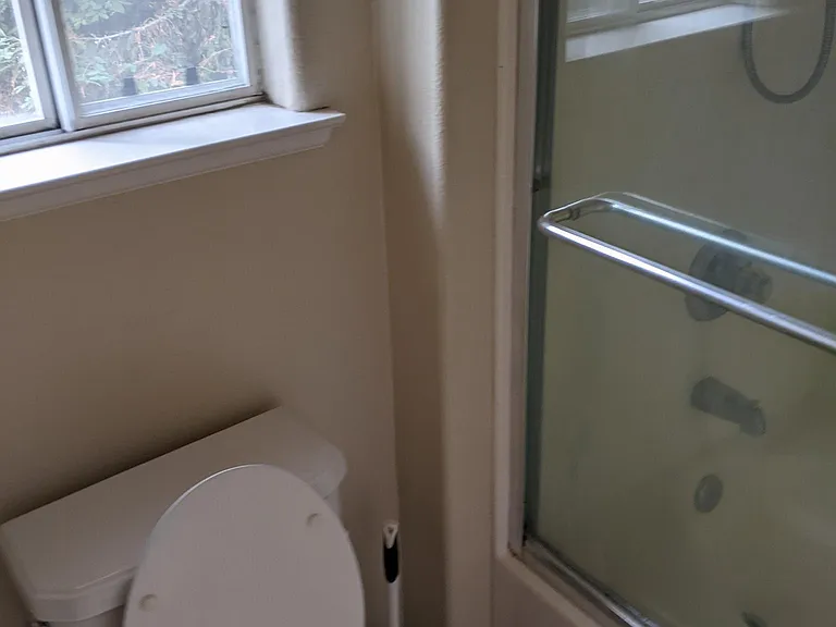 230 Holland Cir — Photo 7
