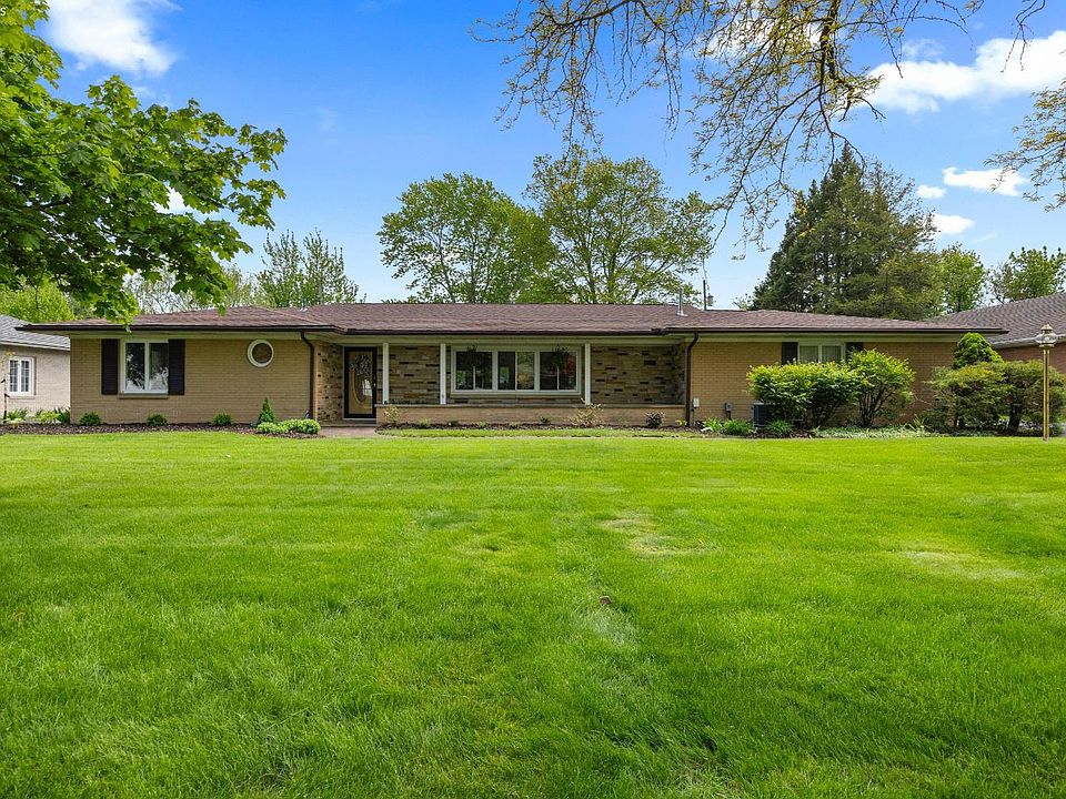 1st image of 304 Cedar Brook Ln